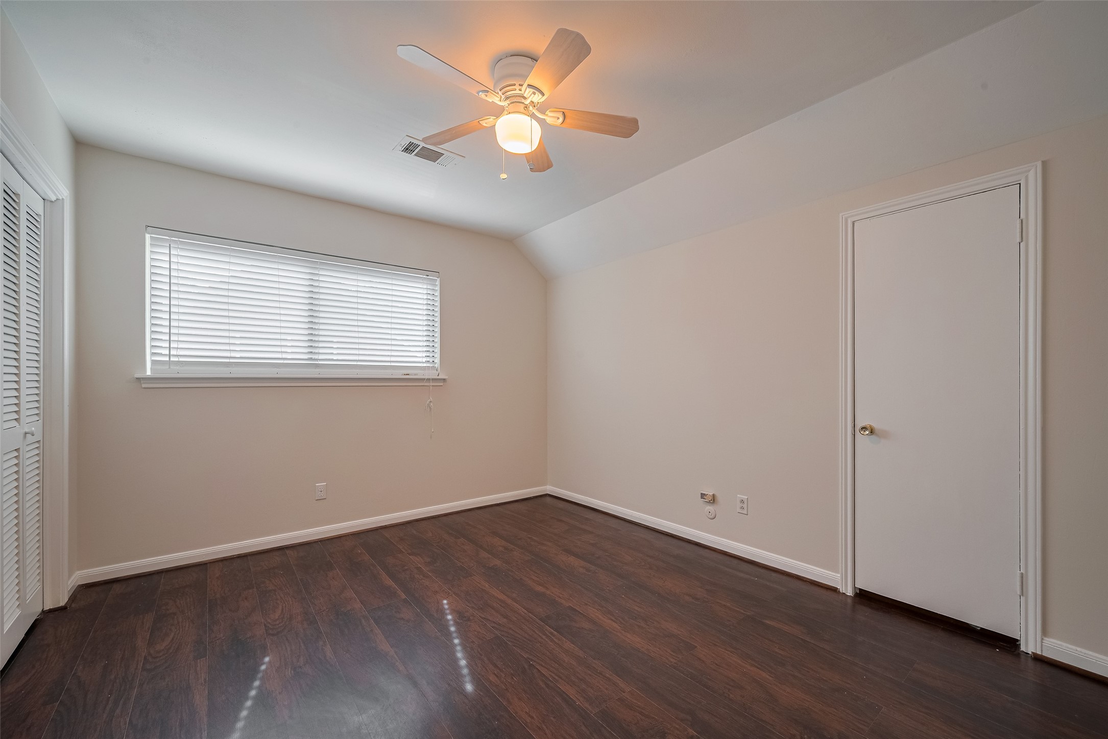7914 Roos Road Houston, TX 77036 - Photo 32 of 50
