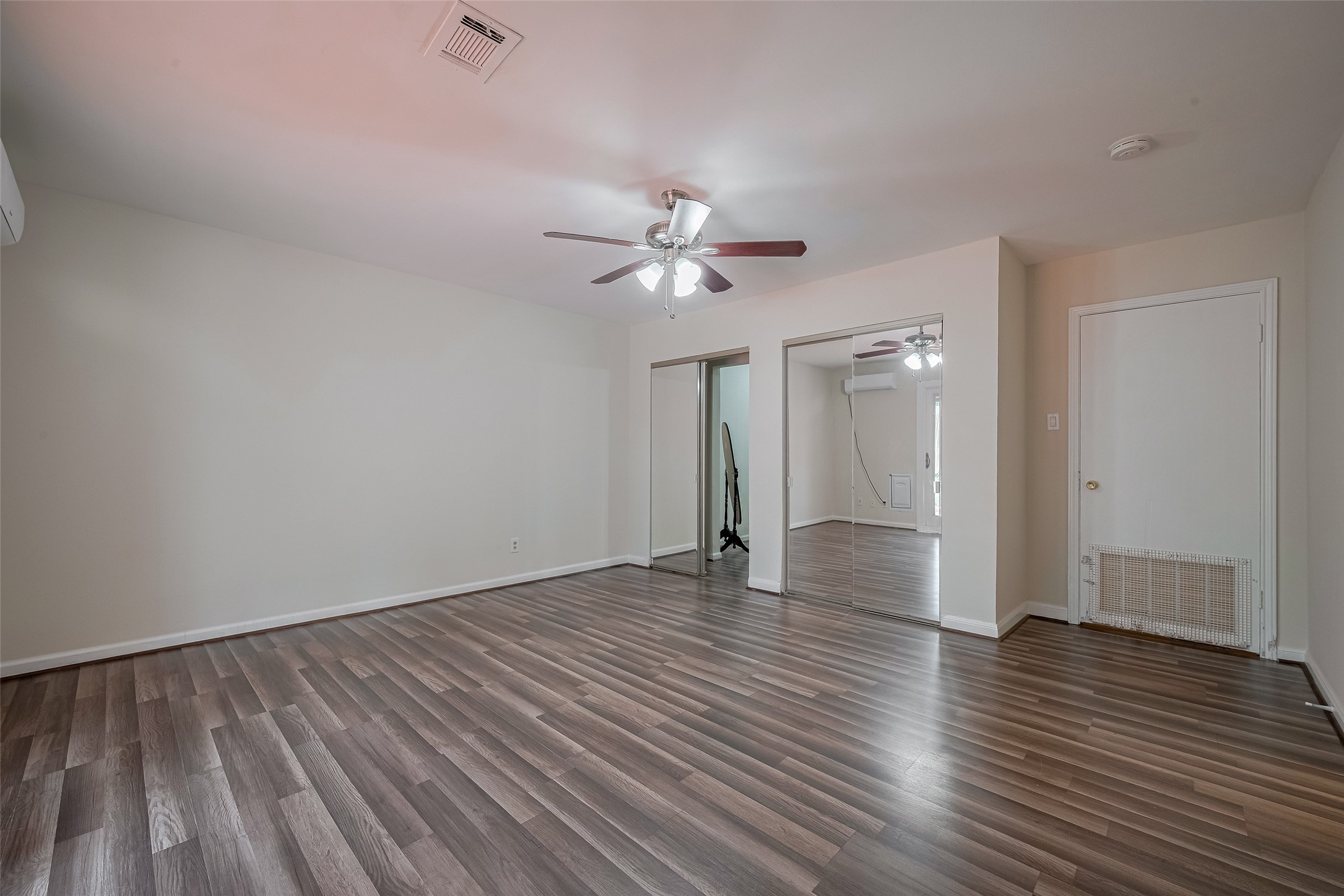 7914 Roos Road Houston, TX 77036 - Photo 37 of 50