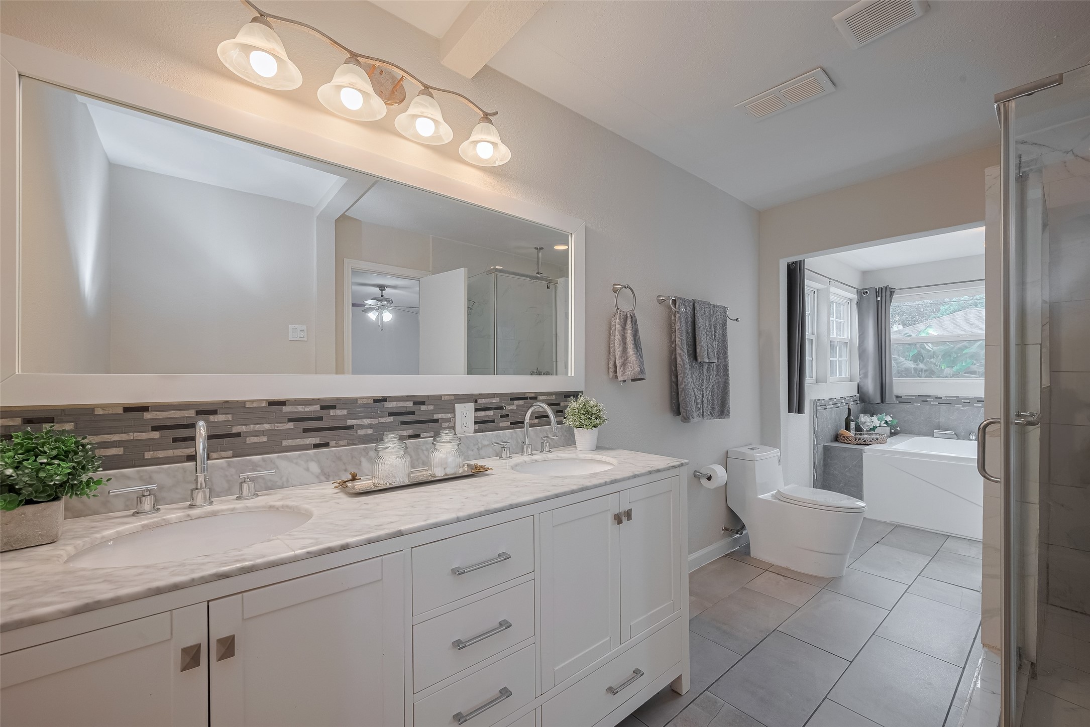 7914 Roos Road Houston, TX 77036 - Photo 45 of 50