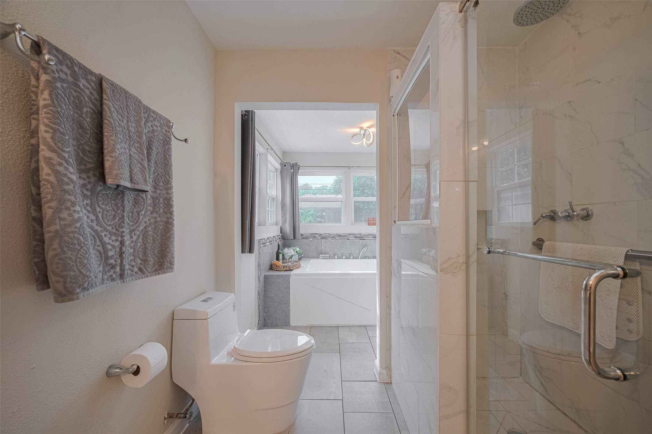 7914 Roos Road Houston, TX 77036 - Photo 46 of 50