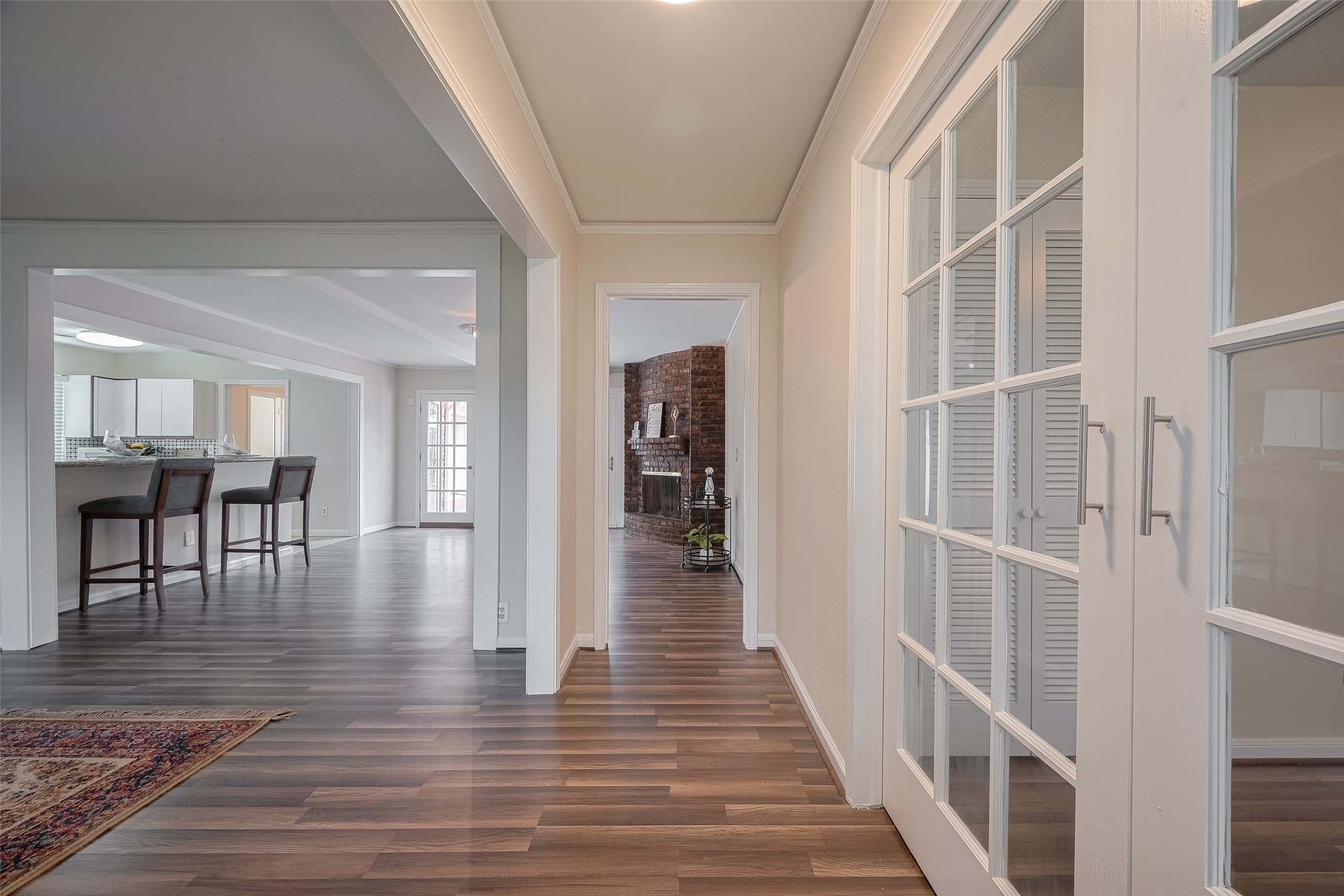 7914 Roos Road Houston, TX 77036 - Photo 7 of 50