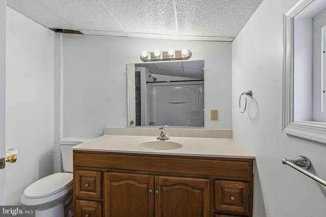 $1,350 | 614 Clark Street, New Castle, DE 19720