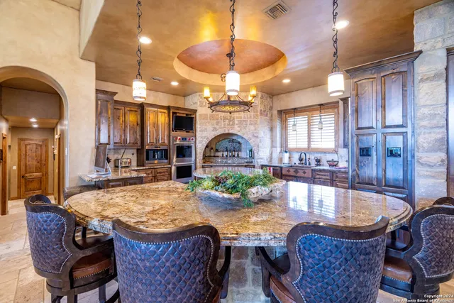 $3,750,000 | 14454 Santa Rita, Helotes, TX 78023