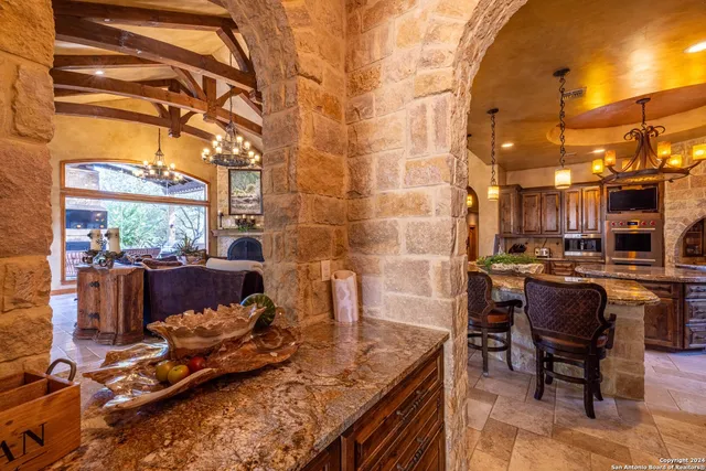 $3,750,000 | 14454 Santa Rita, Helotes, TX 78023