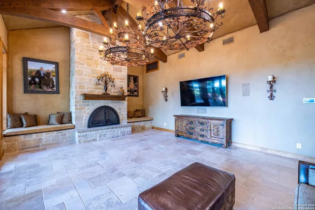 $3,750,000 | 14454 Santa Rita, Helotes, TX 78023