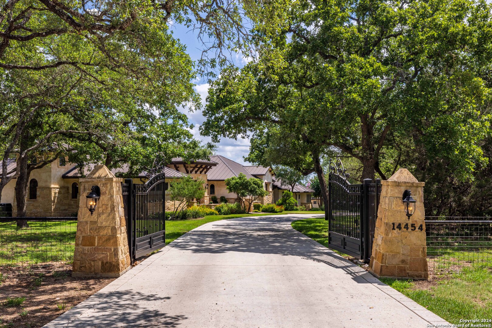 14454 Santa Rita Helotes, TX 78023 - Photo 5 of 76