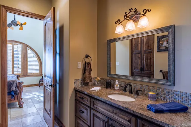 $3,750,000 | 14454 Santa Rita, Helotes, TX 78023