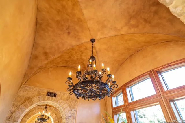 $3,750,000 | 14454 Santa Rita, Helotes, TX 78023