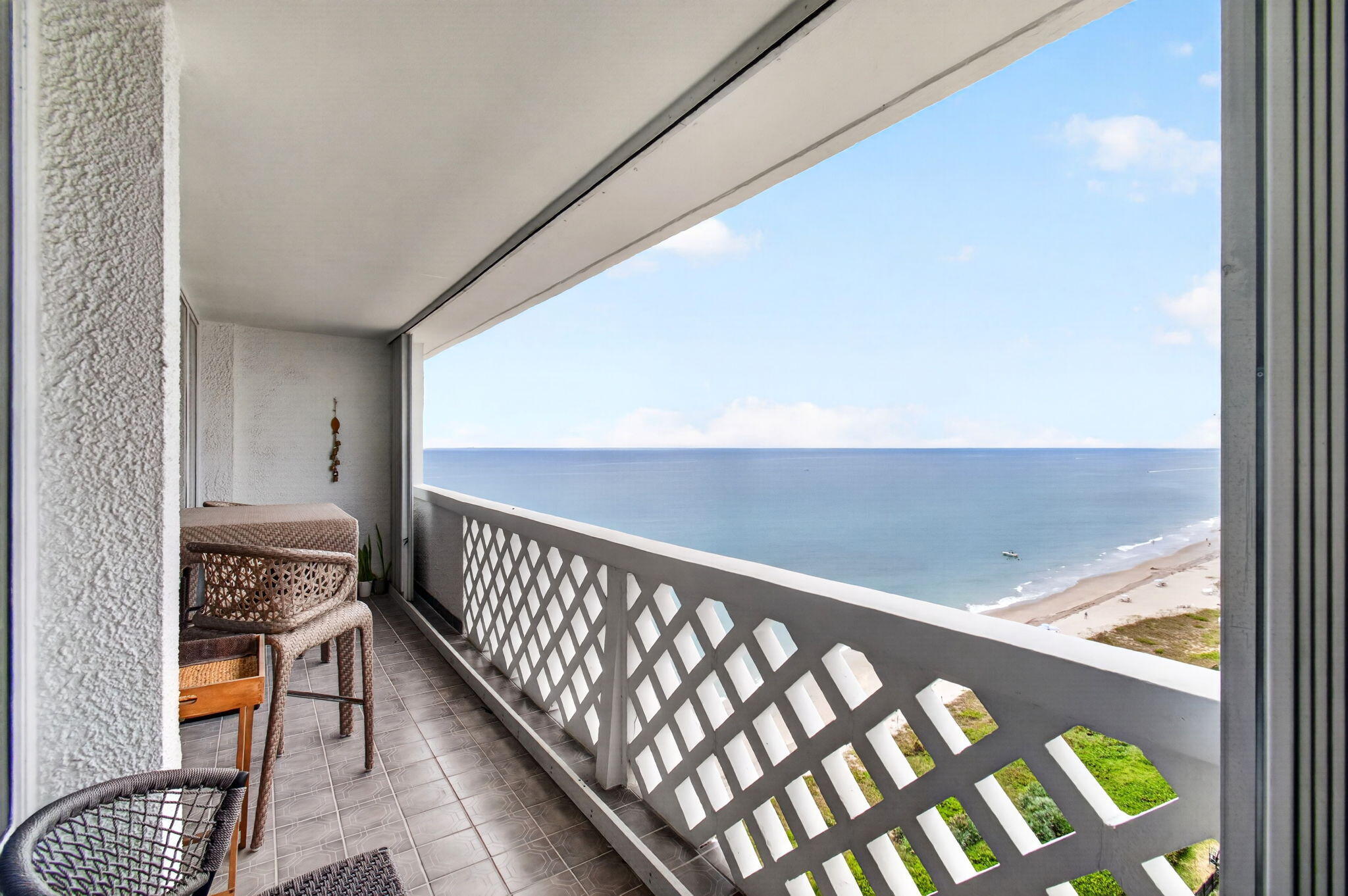 1200 South Ocean Boulevard, Unit 17C Boca Raton, FL 33432 - Photo 31 of 90 31-web-or-mls-DSC_7804