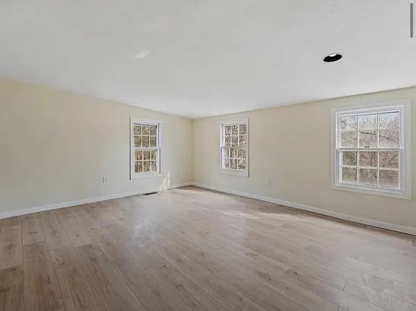 $460,000 | 72 Orchard Hill Road, Harwinton, CT 06791