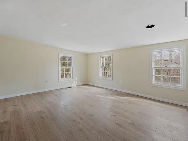 $460,000 | 72 Orchard Hill Road, Harwinton, CT 06791