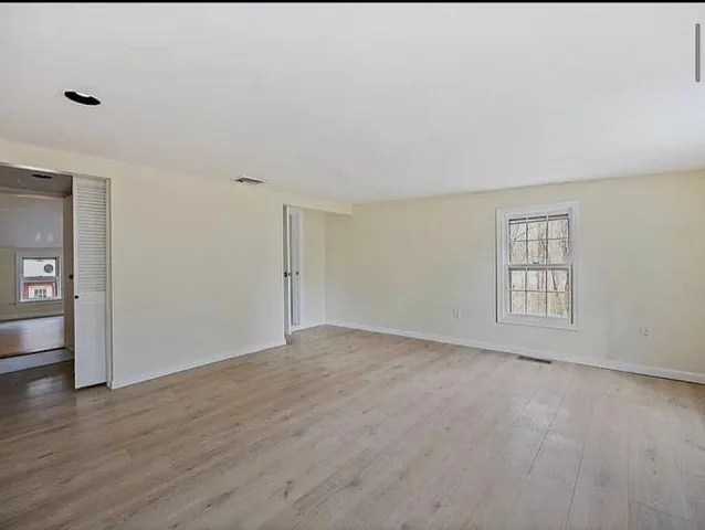 $460,000 | 72 Orchard Hill Road, Harwinton, CT 06791