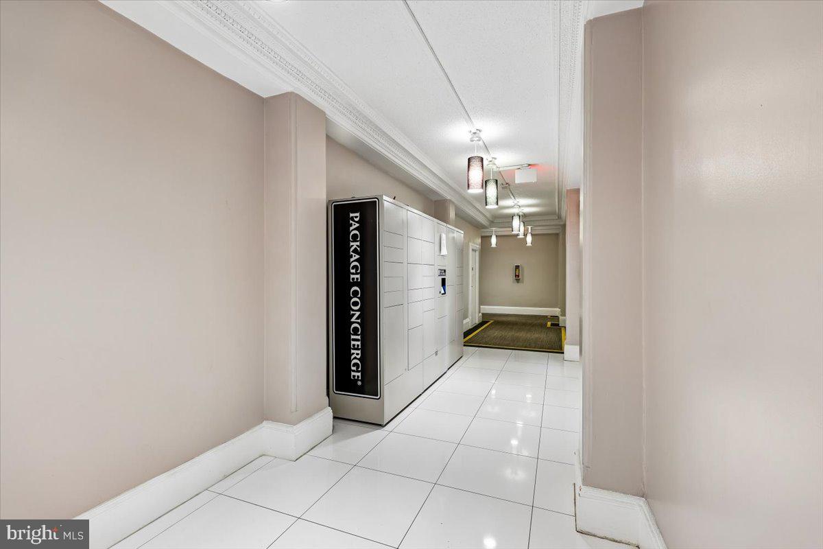 1401 Columbia Road Northwest, Unit 410 Washington, DC 20009 - Photo 8 of 27