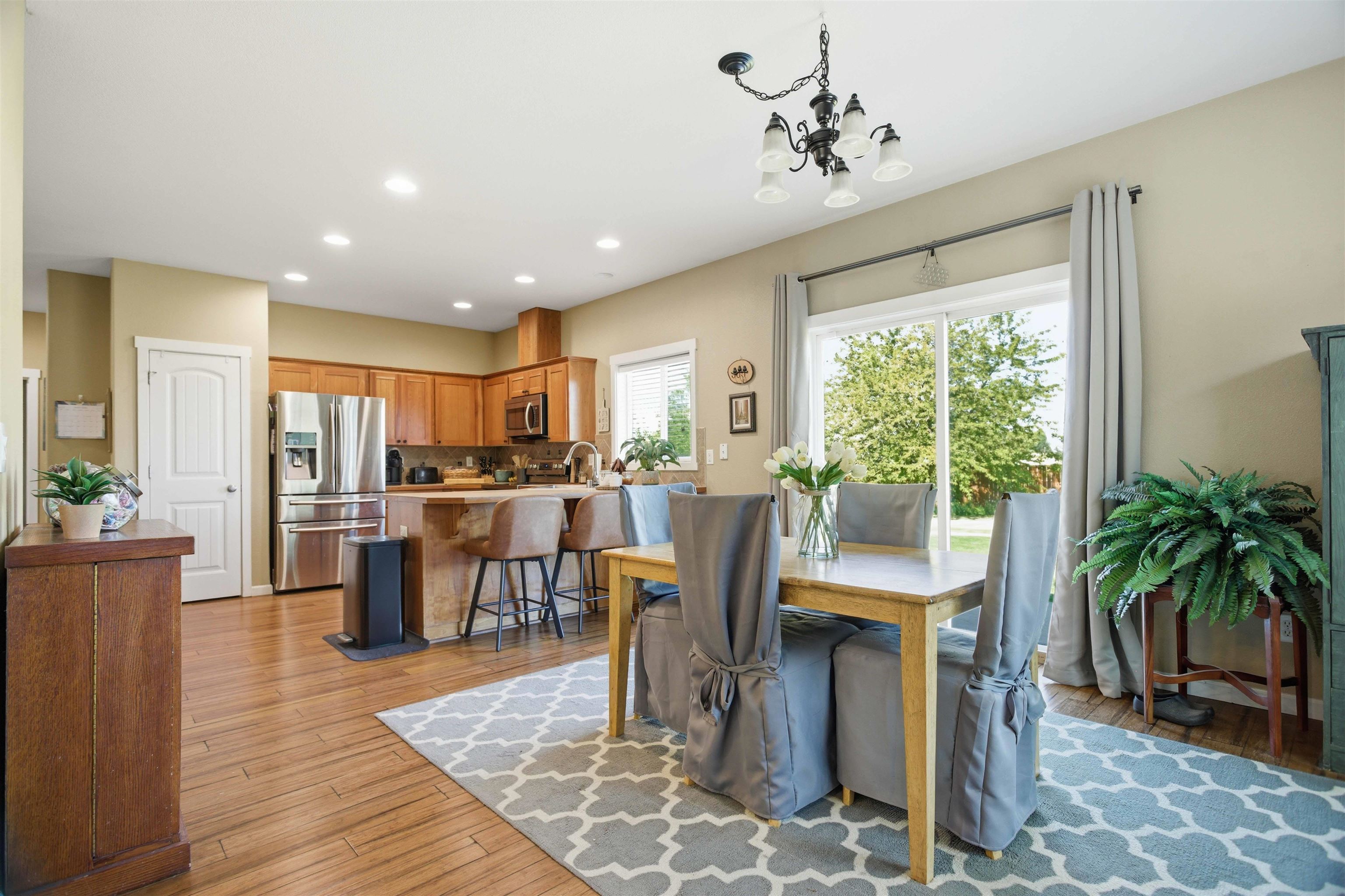 9016 West Silver Street Cheney, WA 99004 - Photo 11 of 50