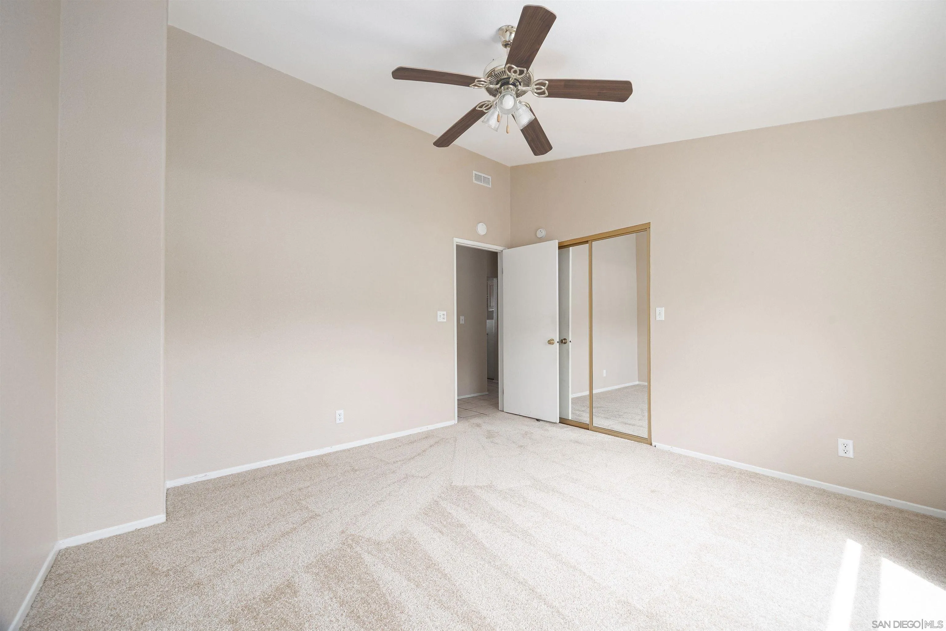 4650 Dulin Road, Unit 162 Fallbrook, CA 92003 - Photo 13 of 36 a view of an empty room