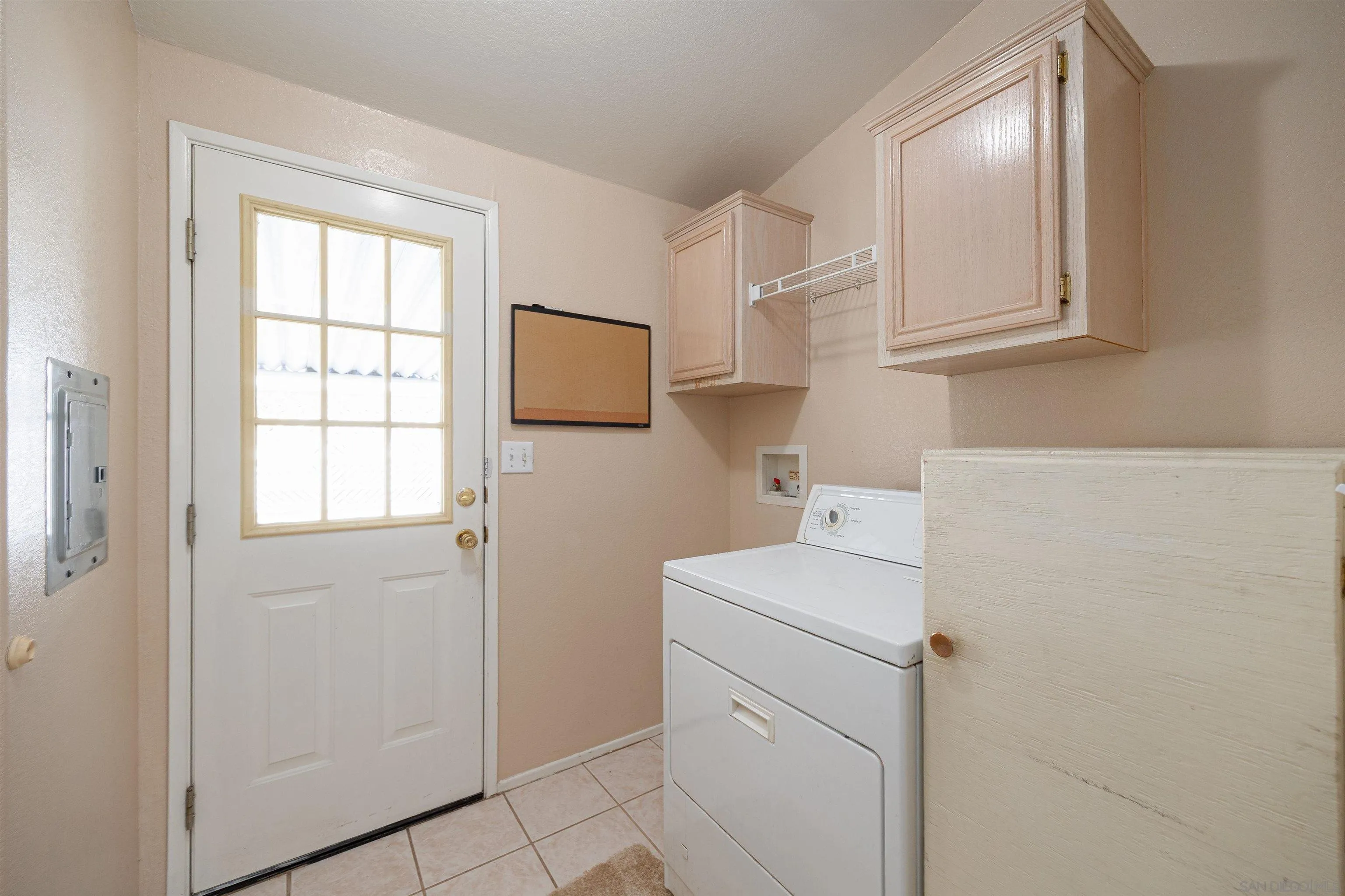 4650 Dulin Road, Unit 162 Fallbrook, CA 92003 - Photo 10 of 36 a utility room with dryer and washer