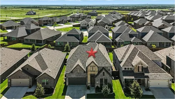 $550,000 | 4336 Westminster Avenue, Aubrey, TX 76227