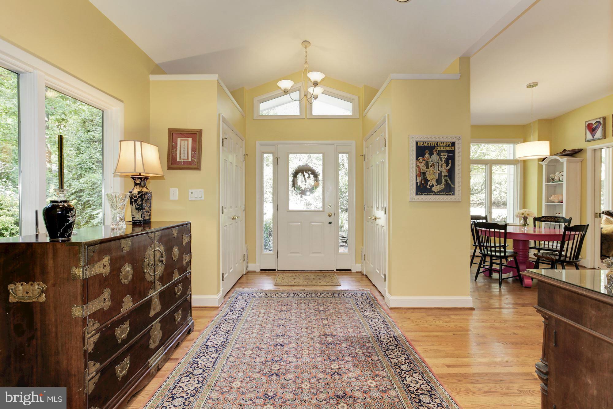 6210 Redwing Road Bethesda, MD 20817 - Photo 2 of 30 Entry Foyer