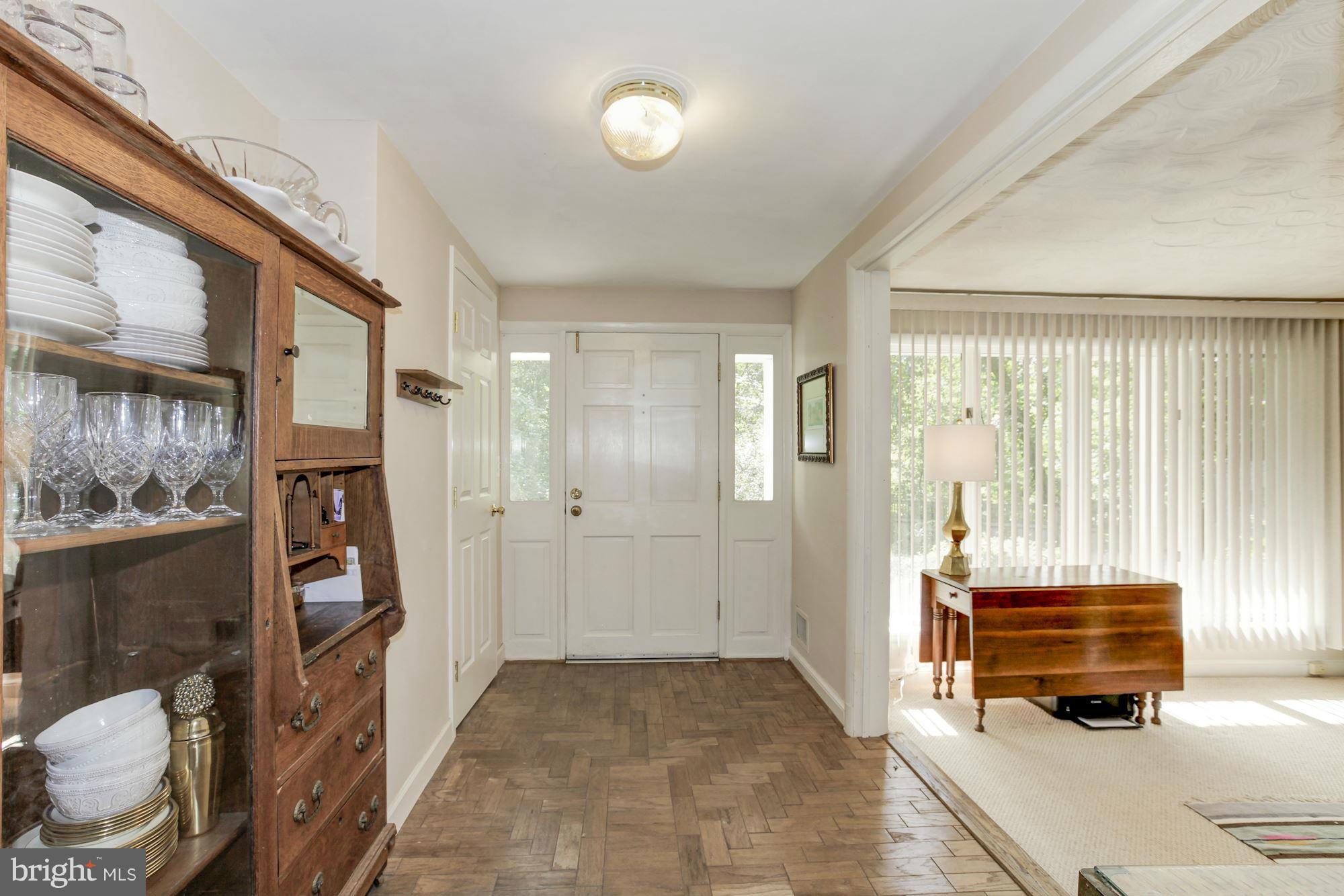 6210 Redwing Road Bethesda, MD 20817 - Photo 23 of 30 Entry Foyer to In-Law Suite in LL