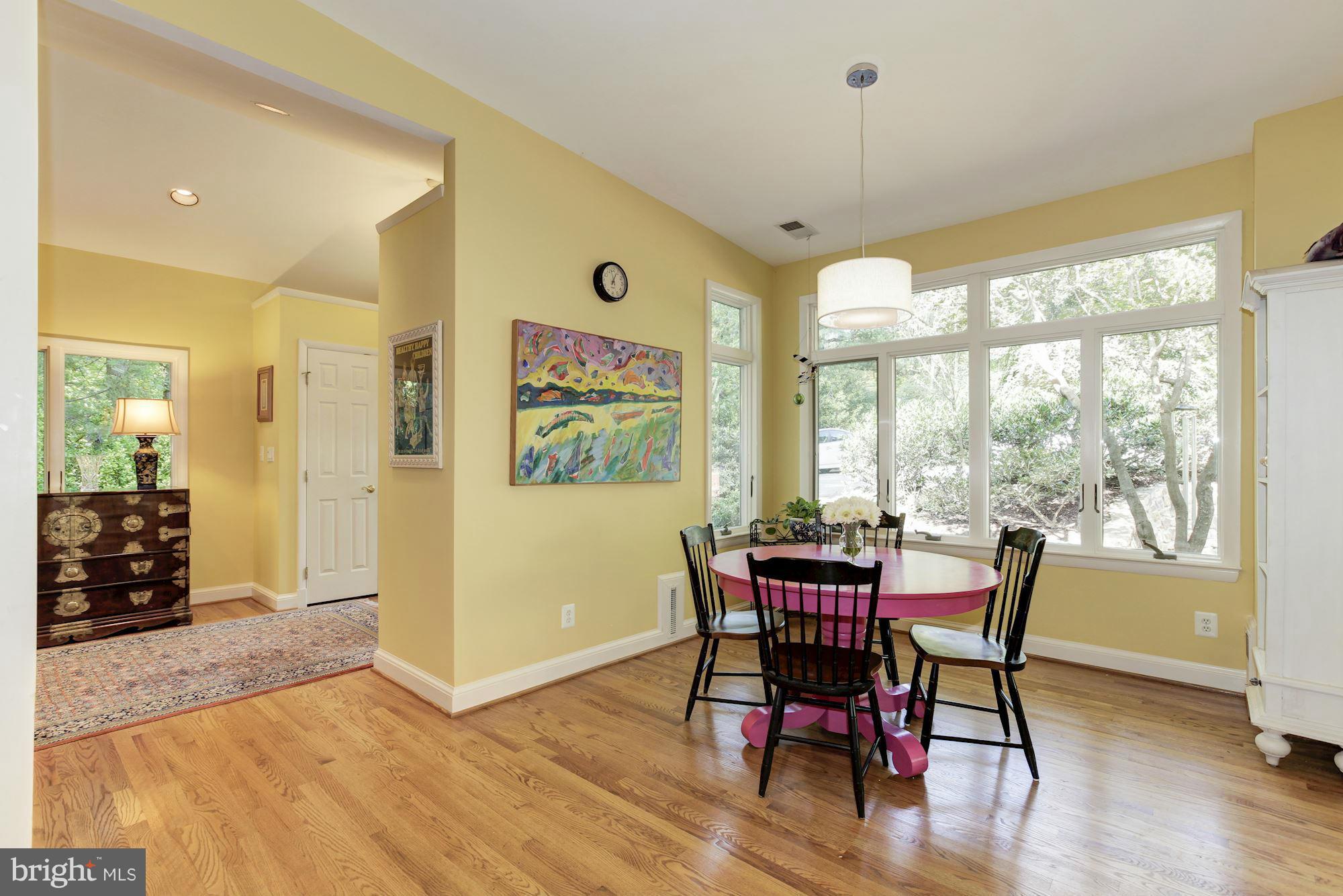 6210 Redwing Road Bethesda, MD 20817 - Photo 7 of 30 Breakfast Nook w/Vaulted Ceiling