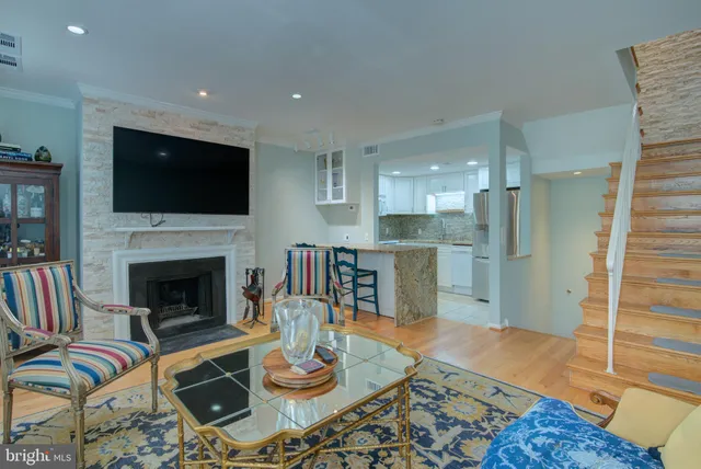 $489,000 | 1953 Calvert Street Northwest, Unit D, Washington, DC 20009