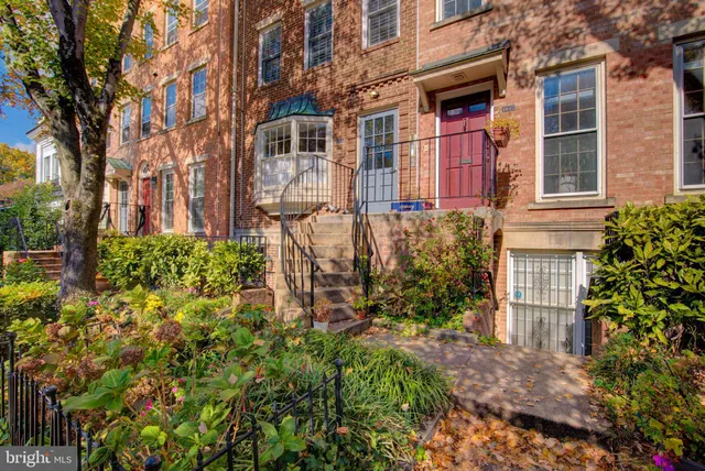 $489,000 | 1953 Calvert Street Northwest, Unit D, Washington, DC 20009