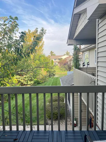 $179,000 | 10020 74th Street, Unit C, Kenosha, WI 53142