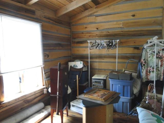 456 Cathey Road Wartrace, TN 37183 - Photo 5 of 19 2nd upstairs bedroom.