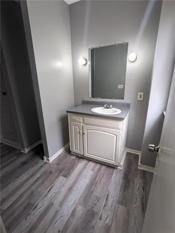 $525,000 | 3933 Warwick Boulevard, Kansas City, MO 64111