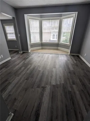 $525,000 | 3933 Warwick Boulevard, Kansas City, MO 64111