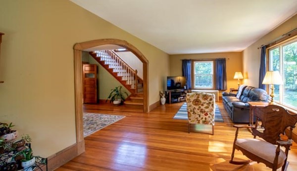 209 Chickering Road North Andover, MA 01845 - Photo 14 of 31 Gallery Image 14