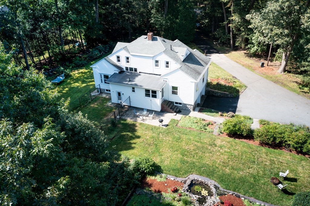 209 Chickering Road North Andover, MA 01845 - Photo 5 of 31 Gallery Image 5