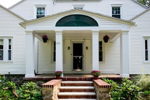 209 Chickering Road North Andover, MA 01845 - Photo 8 of 31 Gallery Image 8