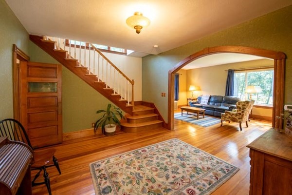 209 Chickering Road North Andover, MA 01845 - Photo 10 of 31 Gallery Image 10