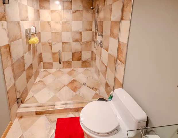 $1,150,000 | 2015 Tree Farm Court, Buffalo Grove, IL 60089