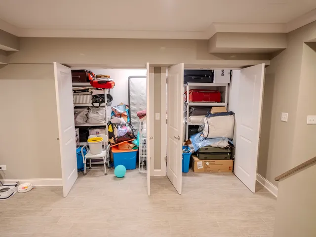 $1,150,000 | 2015 Tree Farm Court, Buffalo Grove, IL 60089