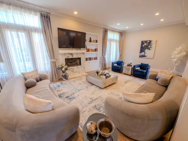 $1,150,000 | 2015 Tree Farm Court, Buffalo Grove, IL 60089