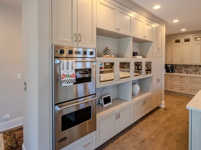 $1,150,000 | 2015 Tree Farm Court, Buffalo Grove, IL 60089