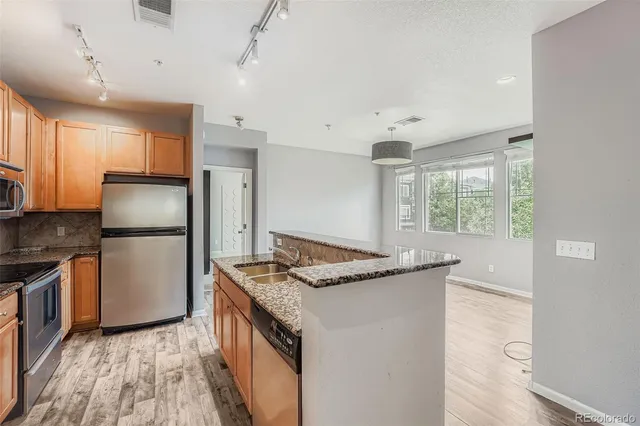 $309,999 | 9300 East Florida Avenue, Unit 1001, Denver, CO 80247