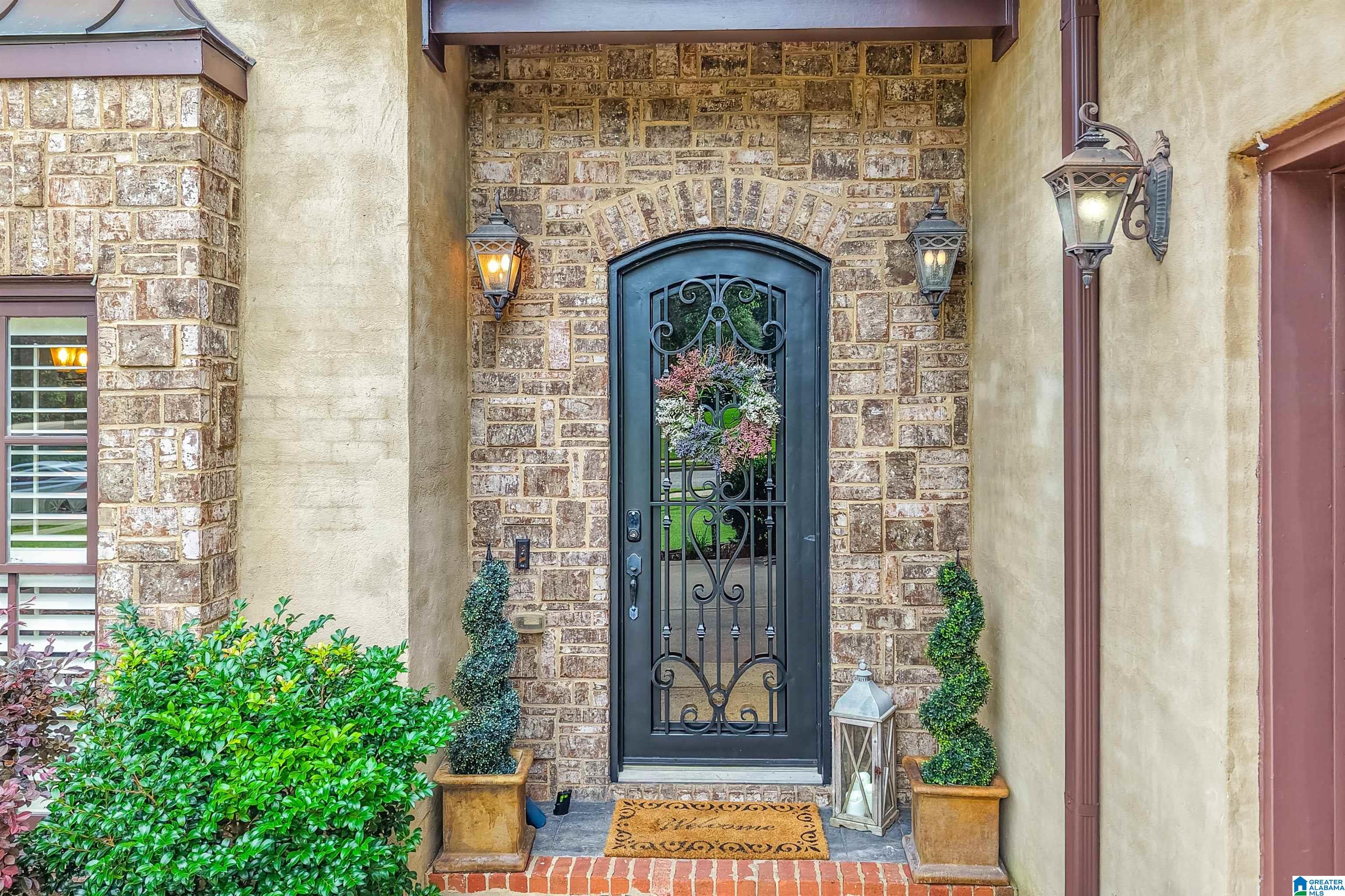208 Sterling Gate Lane Alabaster, AL 35007 - Photo 3 of 46