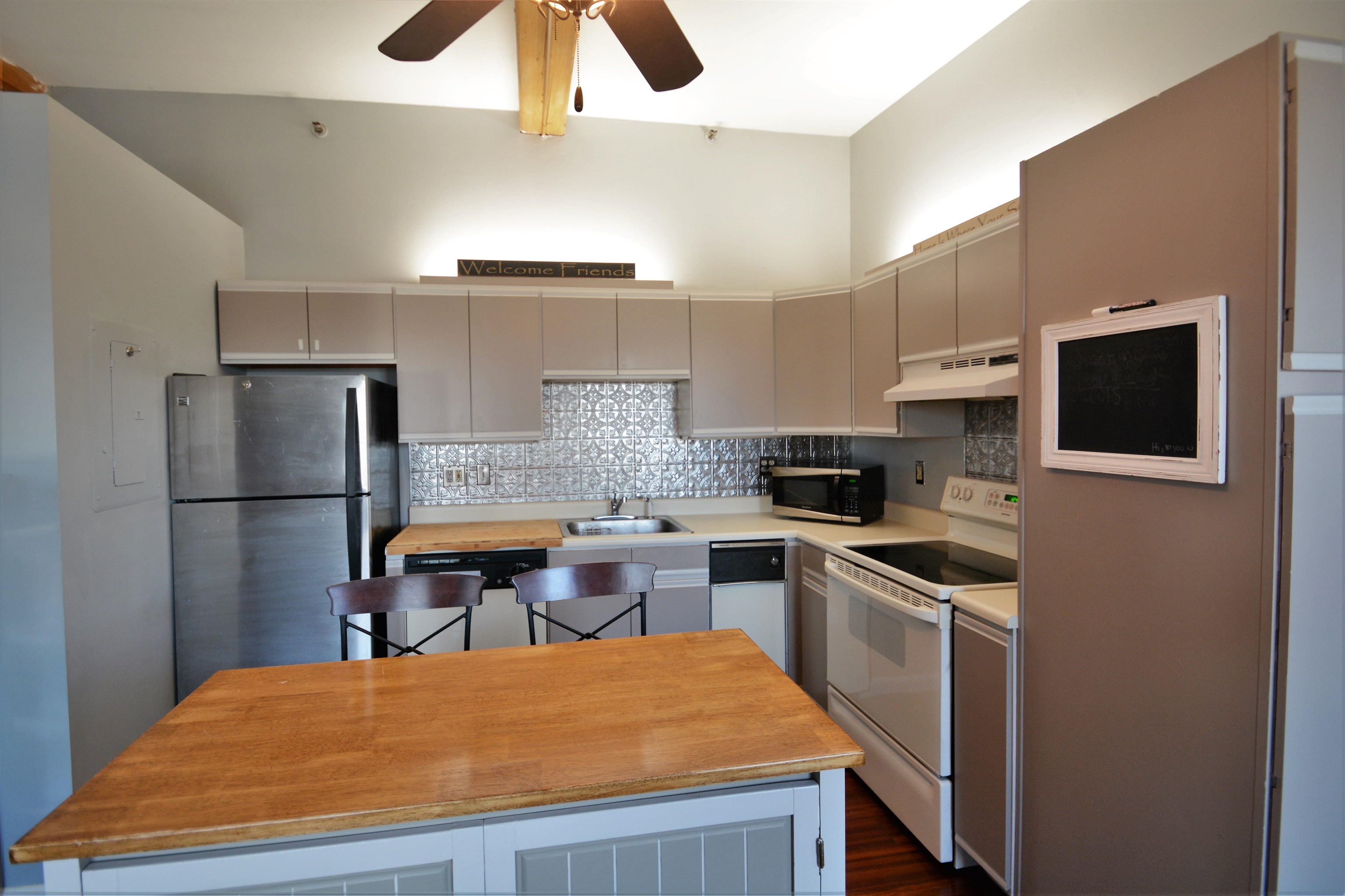 156 Front Street, Unit 403 Exeter, NH 03833 - Photo 2 of 17