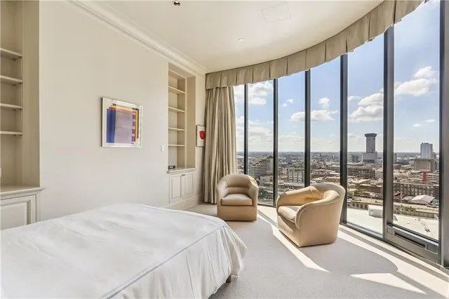 $23,000 | 600 Port Of New Orleans Place, Unit 15F, New Orleans, LA 70130