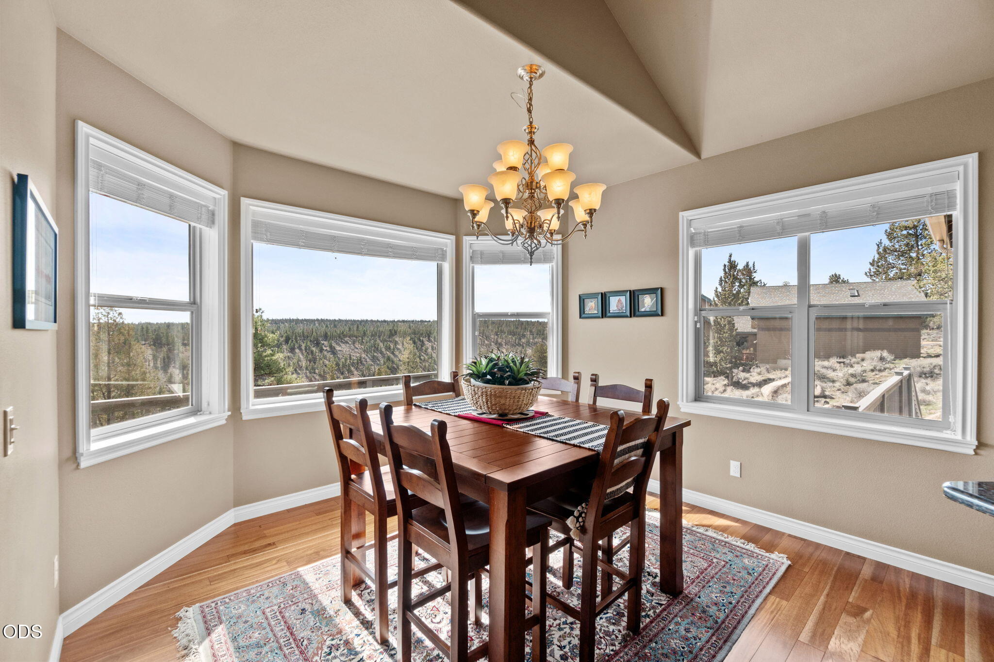 17665 Mountain View Road Sisters, OR 97759 - Photo 16 of 86 Gallery Image 16