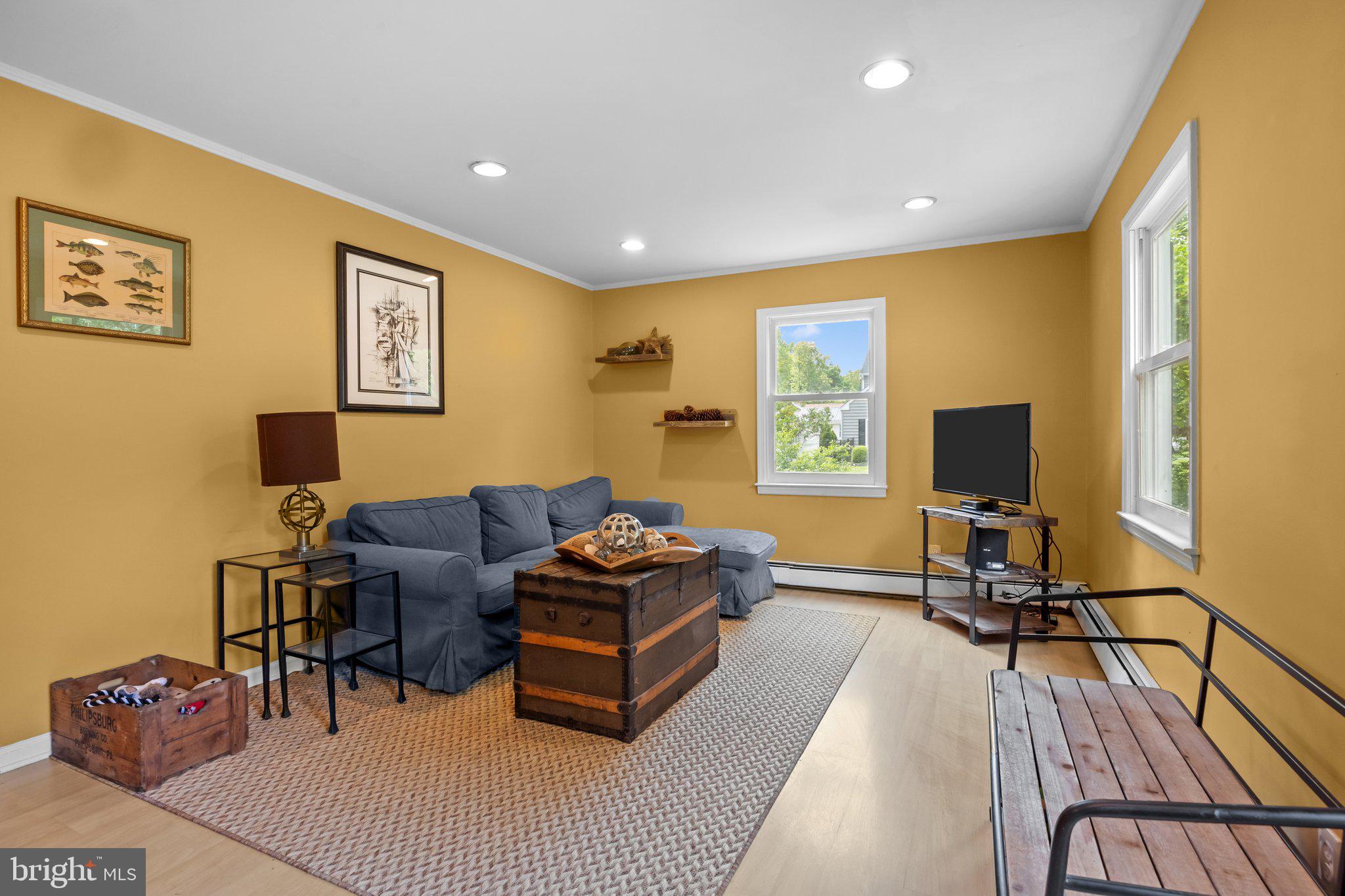 213 West Ferry Road Yardley, PA 19067 - Photo 4 of 34 Gallery Image 4
