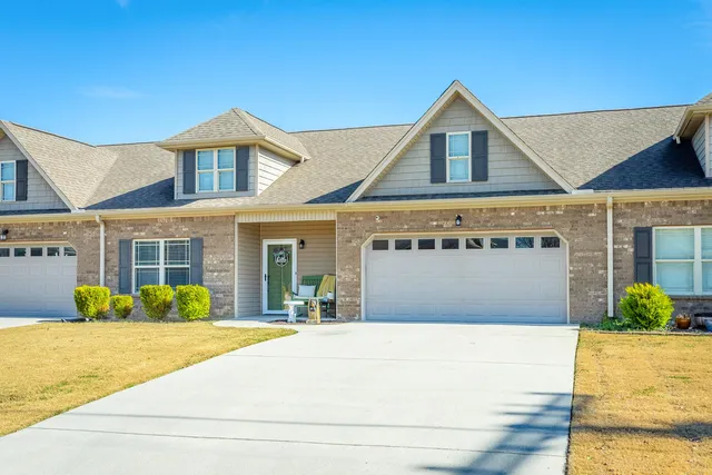 $319,000 | 875 Colony Circle, Fort Oglethorpe, GA 30742