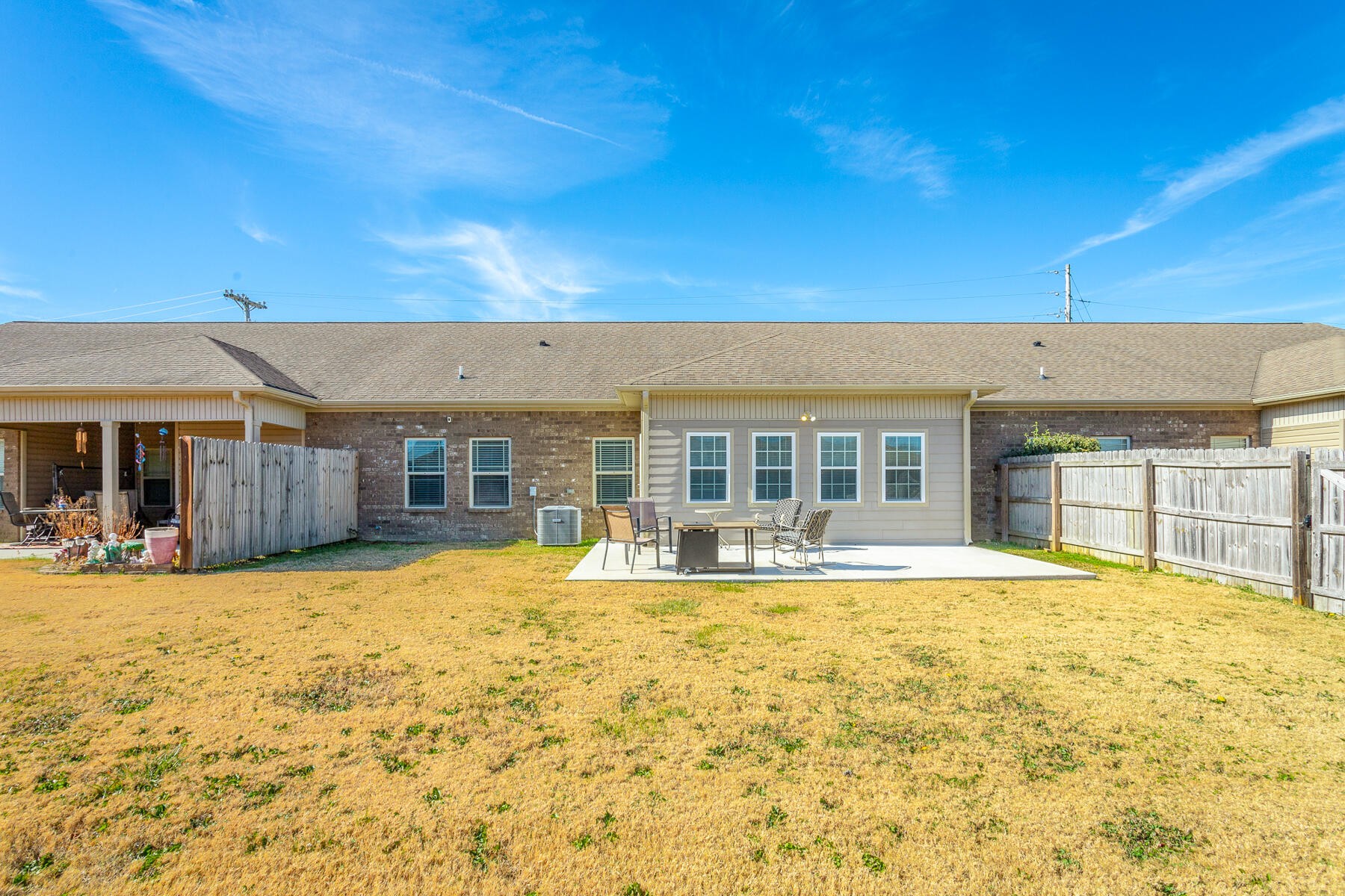 875 Colony Circle Fort Oglethorpe, GA 30742 - Photo 35 of 42 a view of a house with swimming pool and sitting area