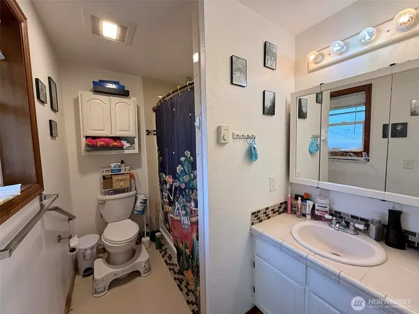 $404,900 | 101 Edgewood Avenue, Elma, WA 98541