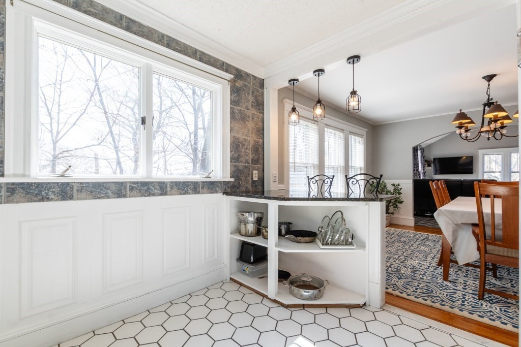 167-169 Walker Road Swampscott, MA 01907 - Photo 8 of 27 Gallery Image 8