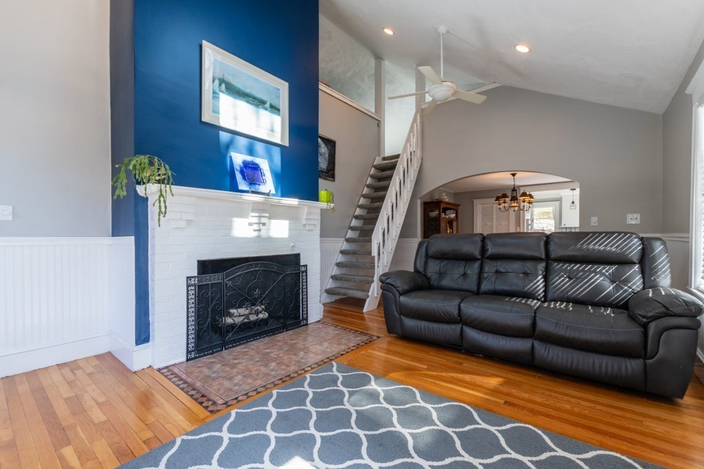 167-169 Walker Road Swampscott, MA 01907 - Photo 10 of 27 Gallery Image 10