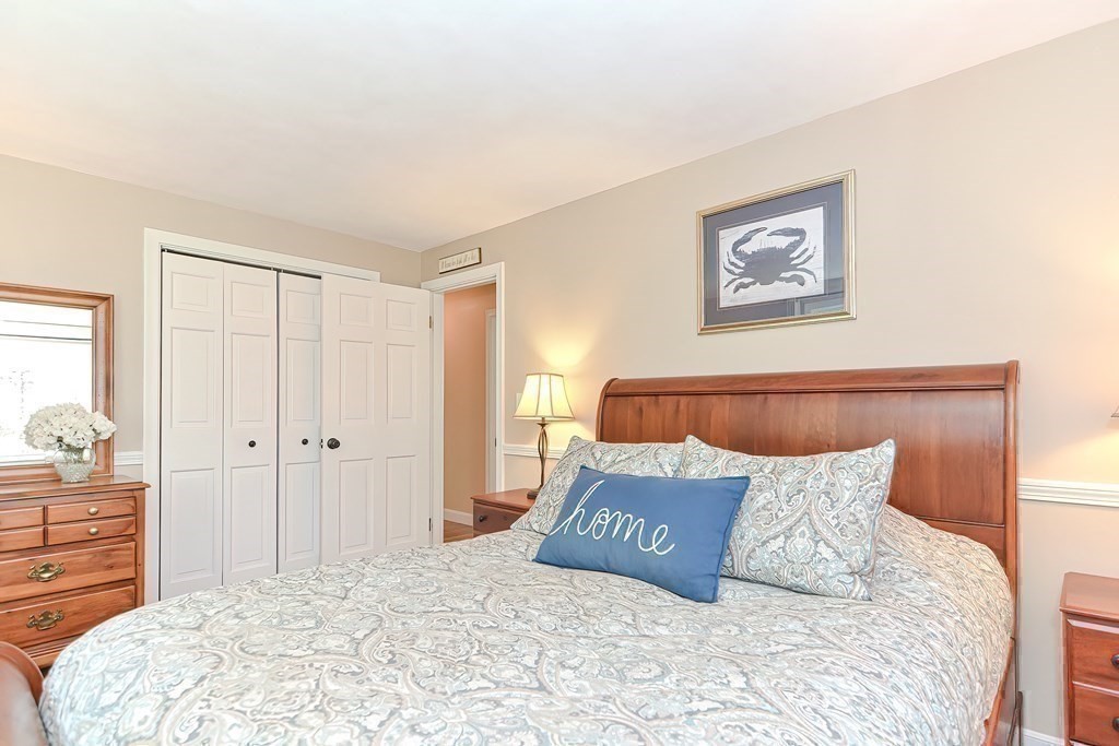 16 Hillcrest Road Medfield, MA 02052 - Photo 23 of 35 Gallery Image 23